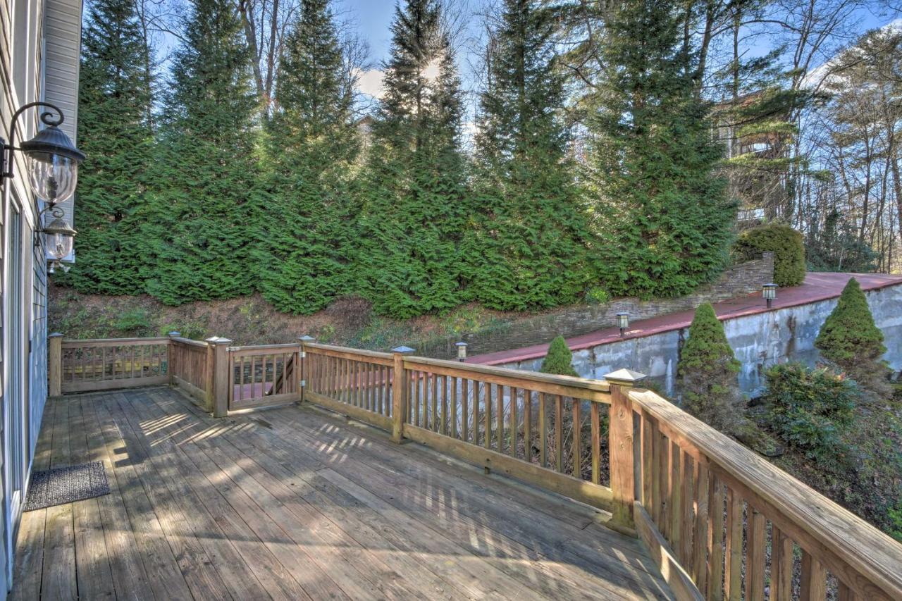 Spacious Lake Santeetlah Cottage With Lake Views! Exterior photo