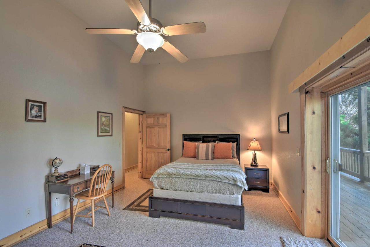 Spacious Lake Santeetlah Cottage With Lake Views! Exterior photo